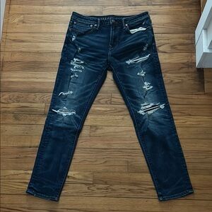 Men's Distressed Blue Jeans